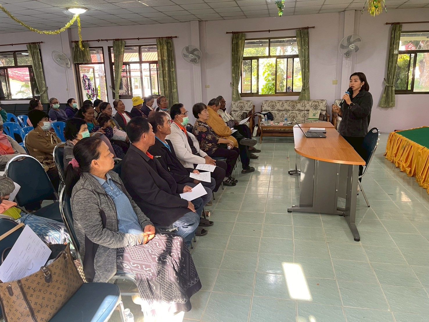 LINE ALBUM วิทยากร 260114 17