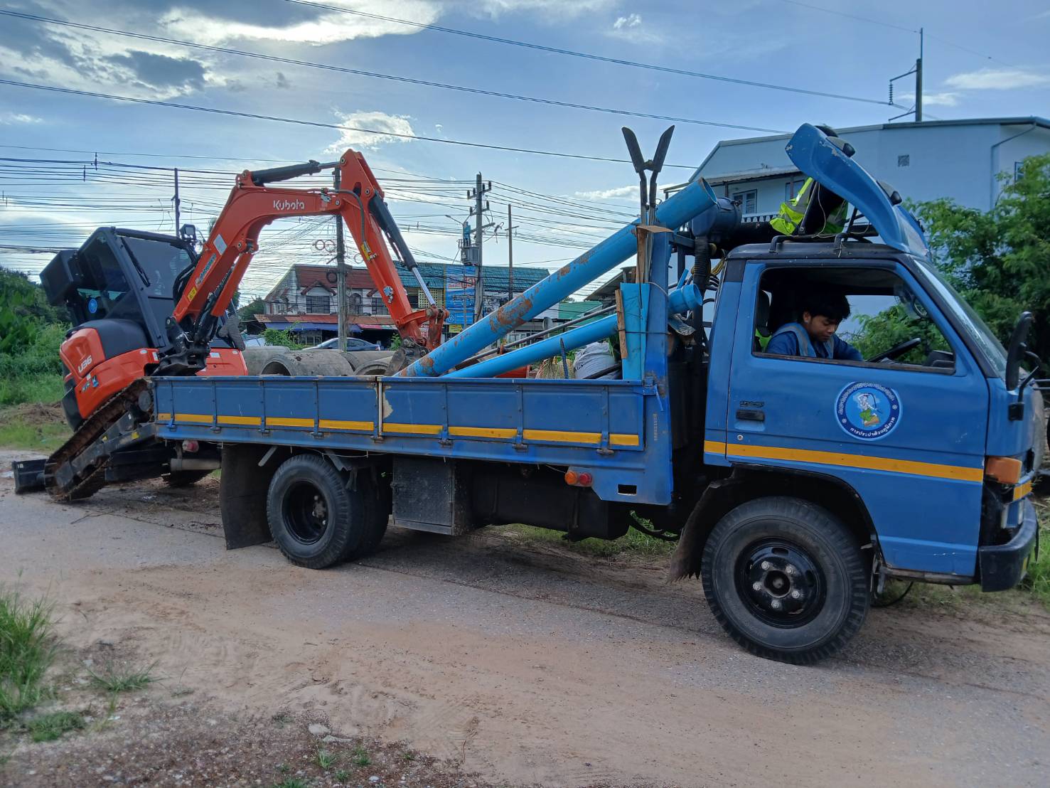 S 56647693