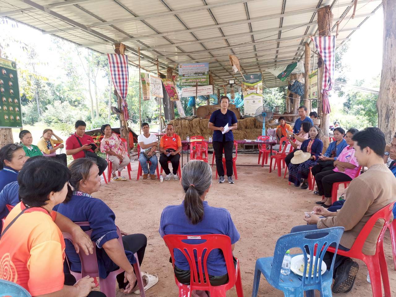 LINE ALBUM อบรมปลูกข้าวไรซ์เบอรี่ 251016 124