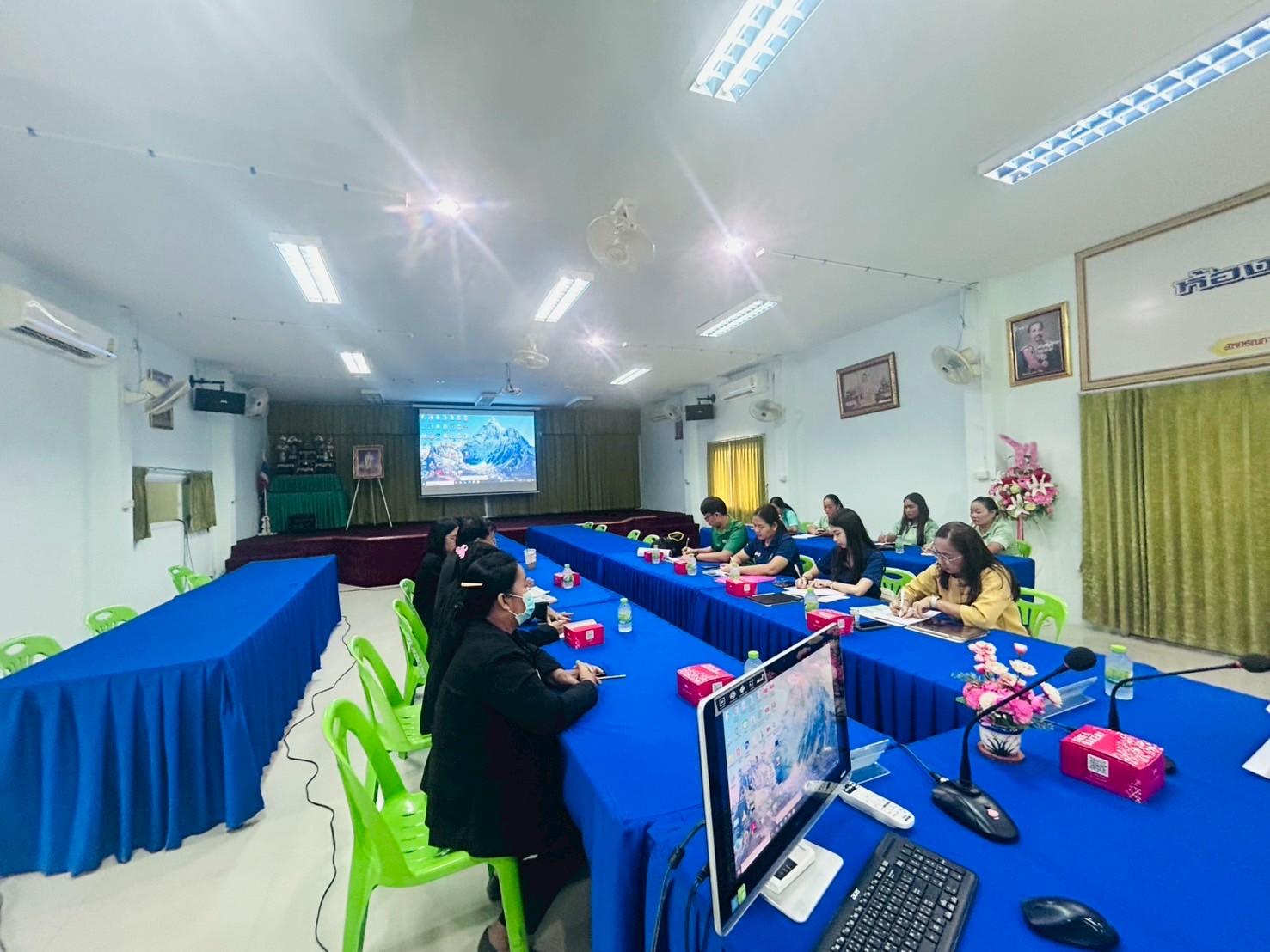 LINE ALBUM 30725 250730 3